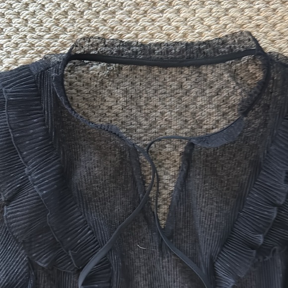 Women’s Anthropologie Sheer Dot Black Lace Top size Medium - Picture 4 of 5